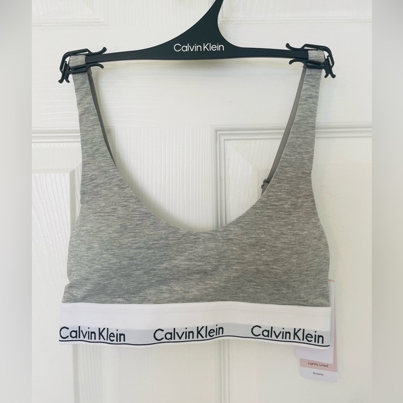 Calvin Klein Other - Calvin Klein bralette (XS)